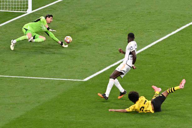 开云体育APP-库尔图瓦欧冠决赛天神下凡！如此表现无缘欧洲杯？